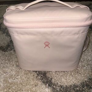 Like New! Hydro Flask Light Pink Travel Lunch bag - Trillium - 8L lunchbox!